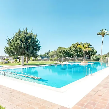 Stunning Sea View With Pool Daire