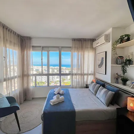 Daire Stunning Sea View With Pool